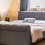 Chwost Zlokalizowana W Pobliżu Zakopanego I Term Pensjonat