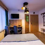Chwost Zlokalizowana W Pobliżu Zakopanego I Term Pensjonat 3*